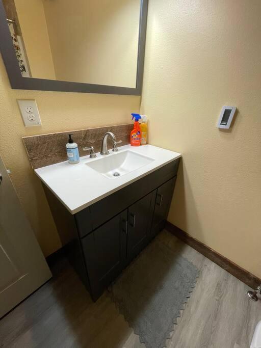 Parkway Yellowstone Guest House #7 加德纳 外观 照片