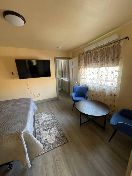 Parkway Yellowstone Guest House #7 加德纳 外观 照片