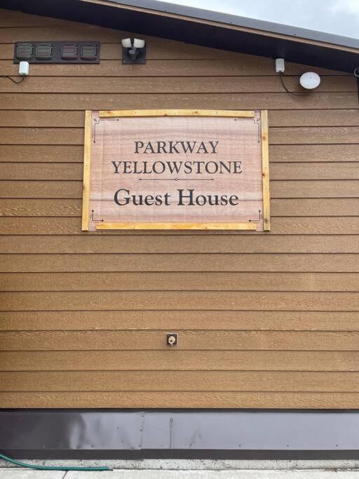 Parkway Yellowstone Guest House #7 加德纳 外观 照片