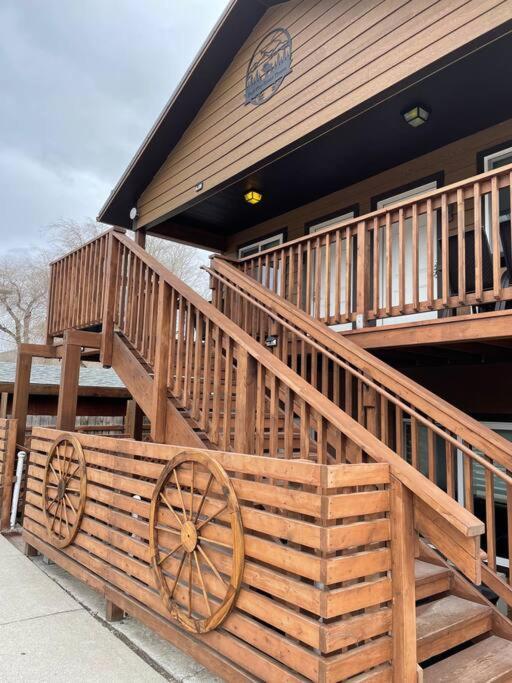 Parkway Yellowstone Guest House #7 加德纳 外观 照片