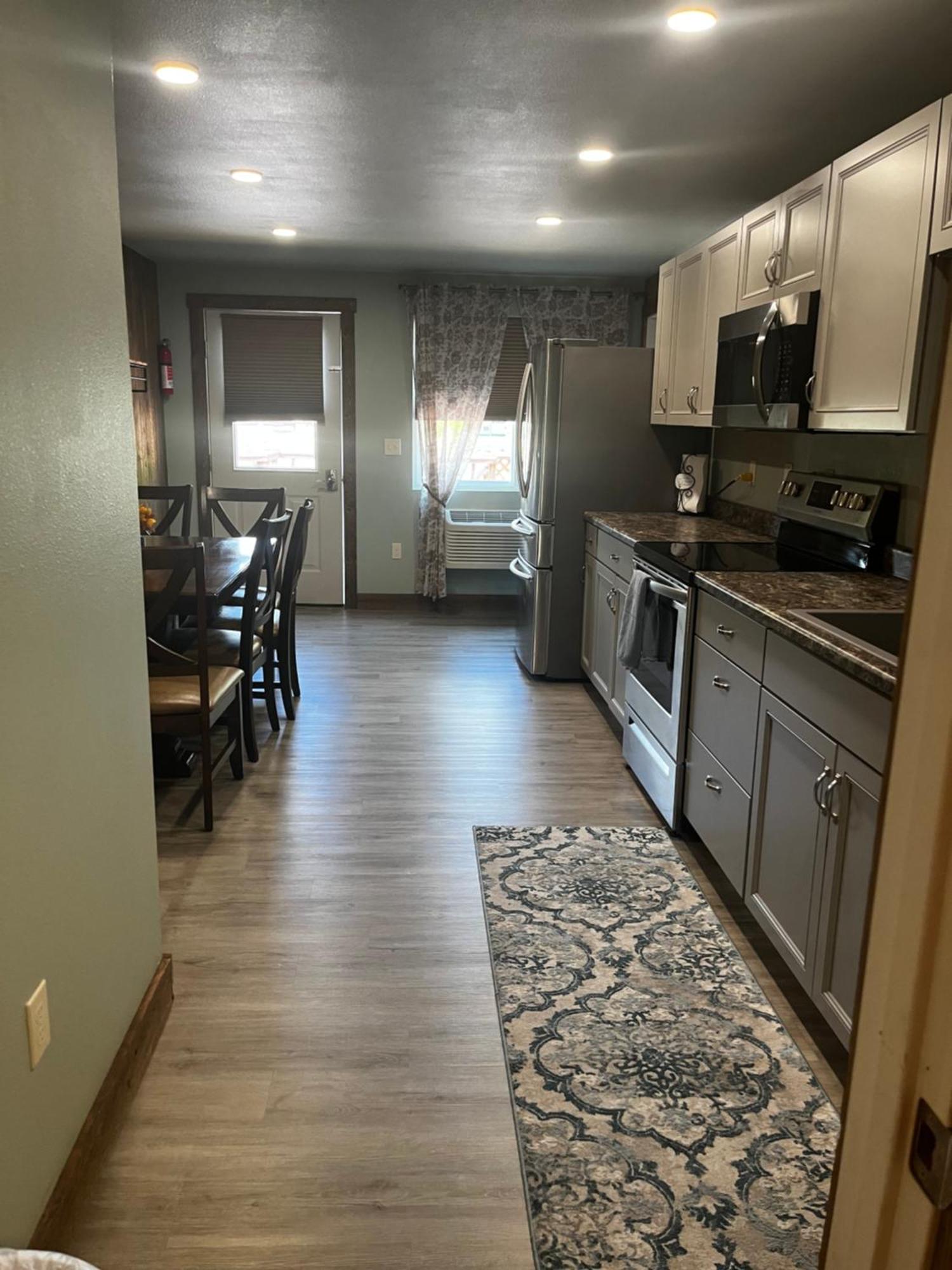 Parkway Yellowstone Guest House #7 加德纳 外观 照片